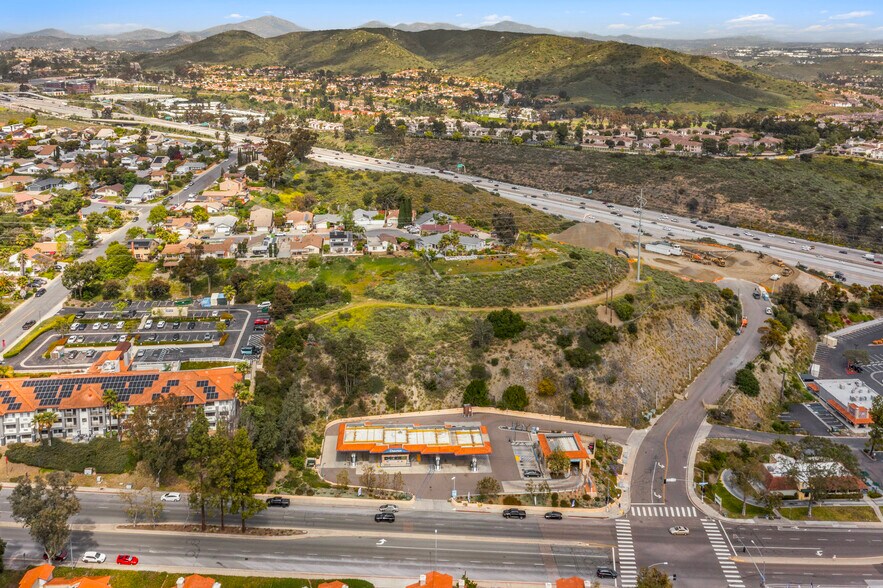 More Photos Of 12929 Rancho Penasquitos Blvd, San Diego Service Station For Sale