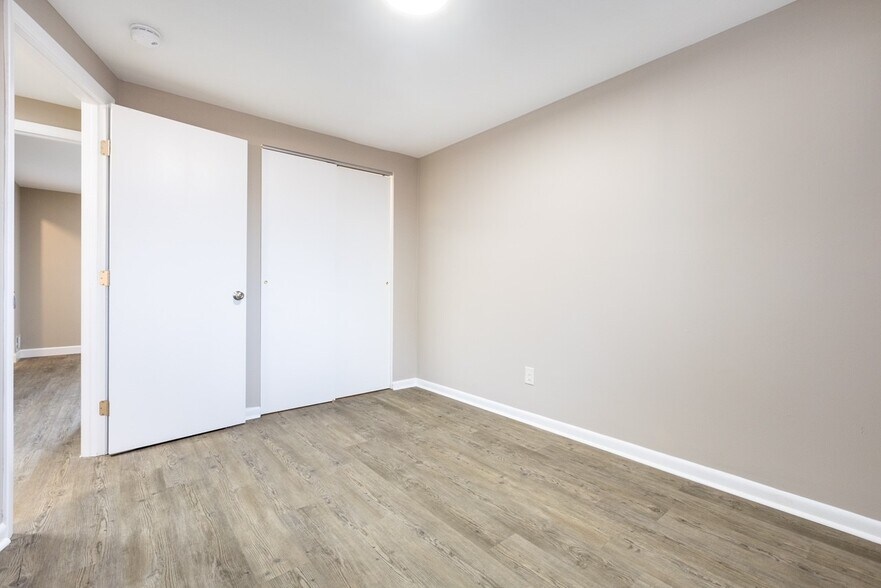 More Photos Of 5828 N Meadows Blvd, Columbus Apartments For Sale