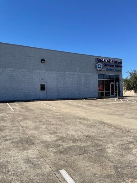 More Photos Of 3520 S Dairy Ashford Rd, Houston Freestanding For Sale