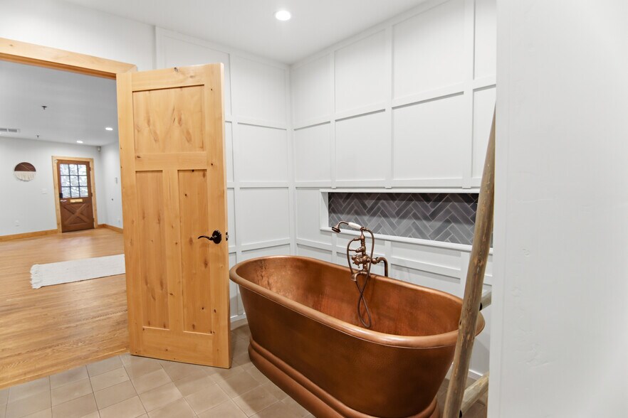 More Photos Of 107 Sacramento St, Nevada City Restaurant For Sale