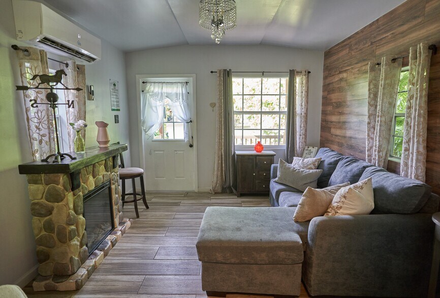 More Photos Of 19050 SW 194th Ave, Miami Specialty For Sale