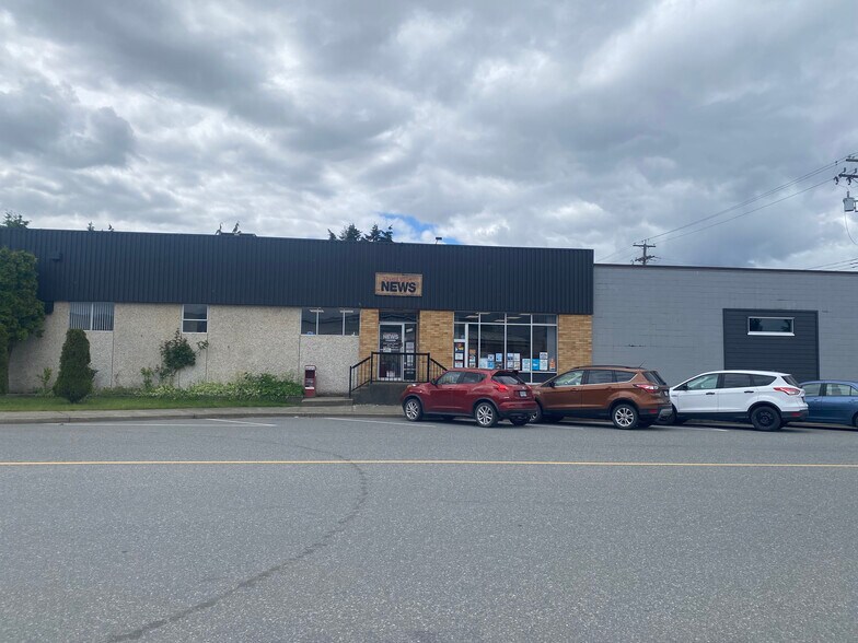 More Photos Of 4918 Napier St, Port Alberni Flex For Sale