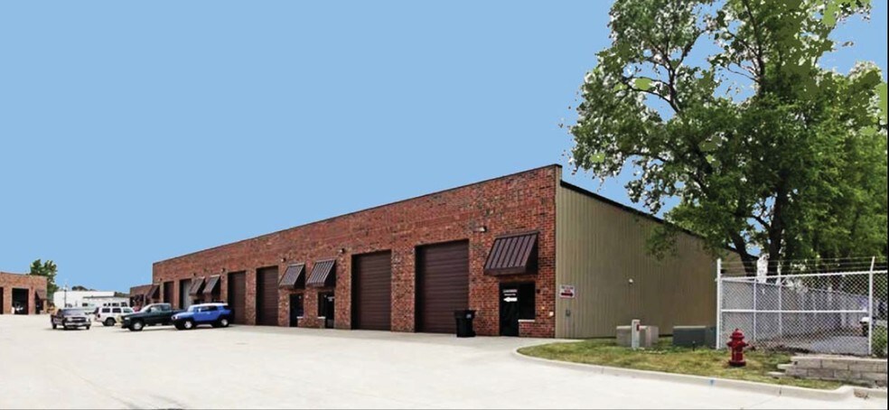 Primary Photo Of 141 Christopher Way, Fox Lake Warehouse For Lease