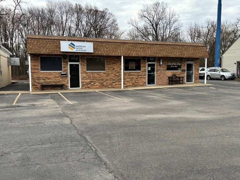 Primary Photo Of 1305 S Raccoon Rd, Youngstown Storefront Retail Office For Sale