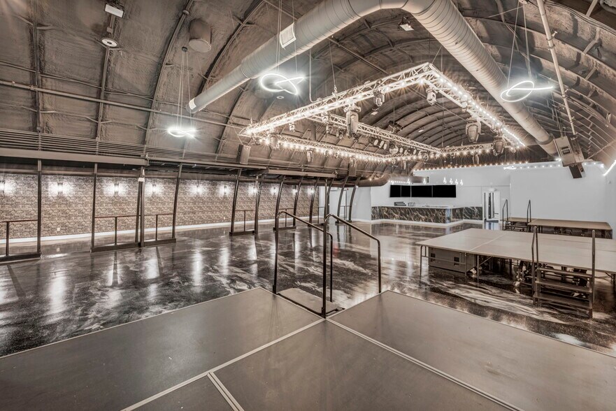 More Photos Of 1025 E Fifth Ave, Columbus Warehouse For Lease