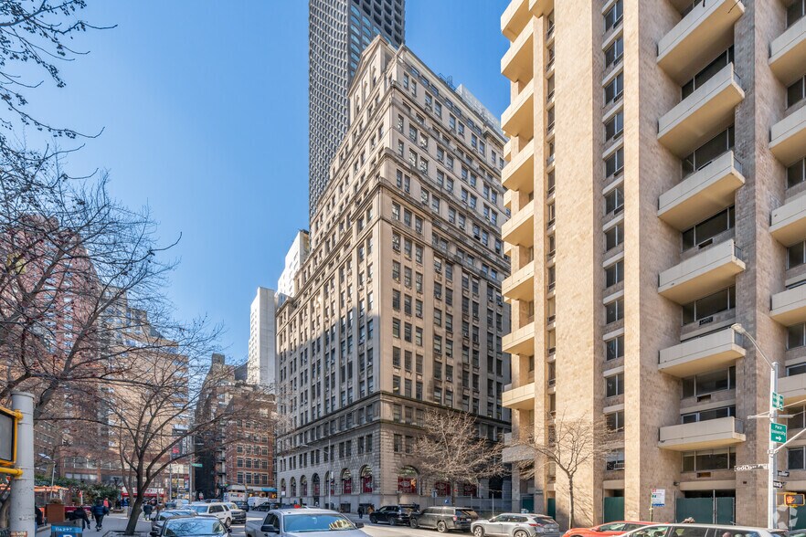 More Photos Of 150 William St, New York Office For Sale