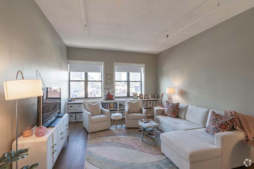 More Photos Of 139-145 Richmond St, Boston Apartments For Sale