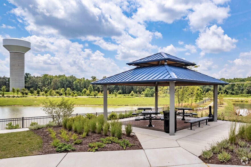 More Photos Of 980-987 Waugh Chapel Way, Gambrills Unknown For Lease