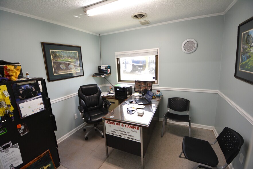 More Photos Of 9340 Virginia Ave, Bassett Auto Dealership For Sale
