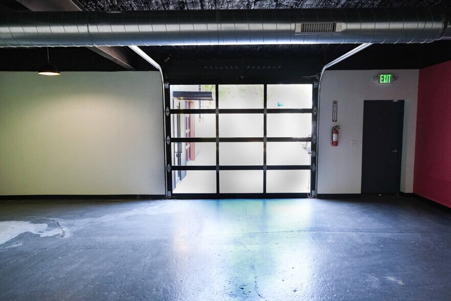 More Photos Of 8709 N Western Ave, Oklahoma City Office For Lease