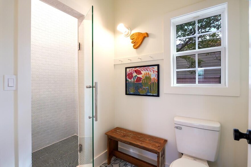 More Photos Of 632-636 High St, Comfort General Retail For Sale