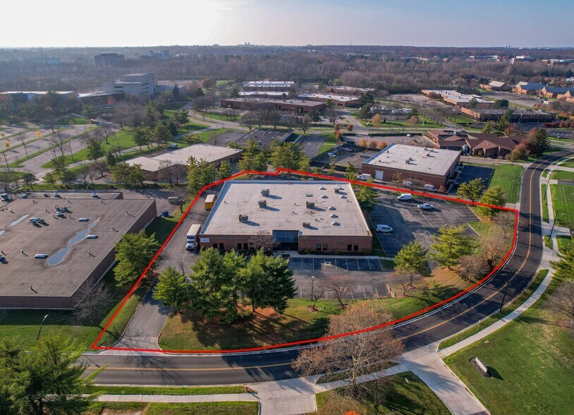 More Photos Of 733 Green Crest Dr, Westerville Research And Development For Lease