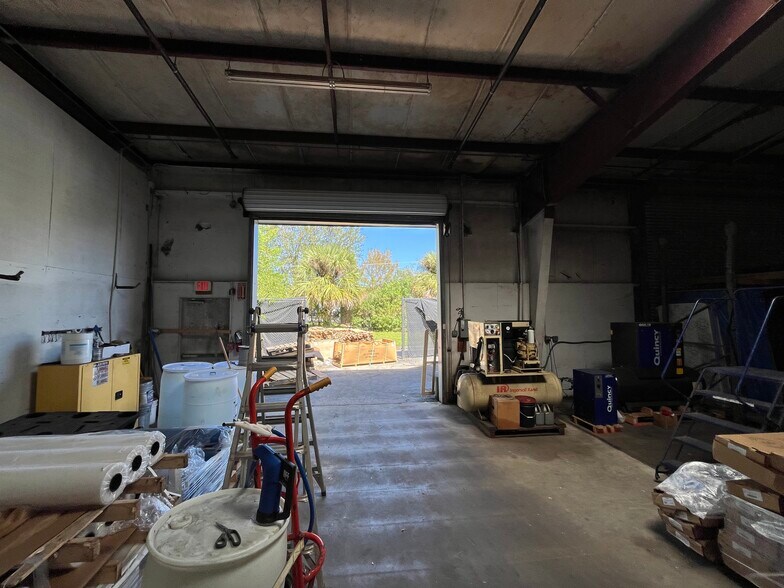 More Photos Of 1785 State Road 436, Winter Park Showroom For Sale
