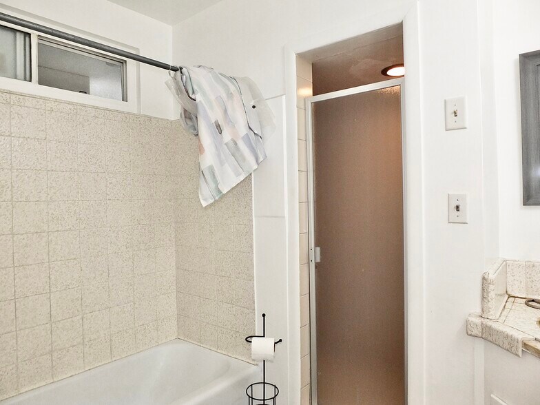 More Photos Of 830 Atlantic Ave, Long Beach Medical For Sale