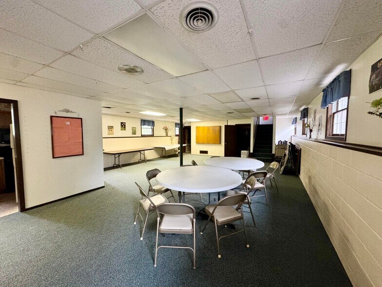 More Photos Of 228 Tom Miller Rd, Plattsburgh Flex For Sale