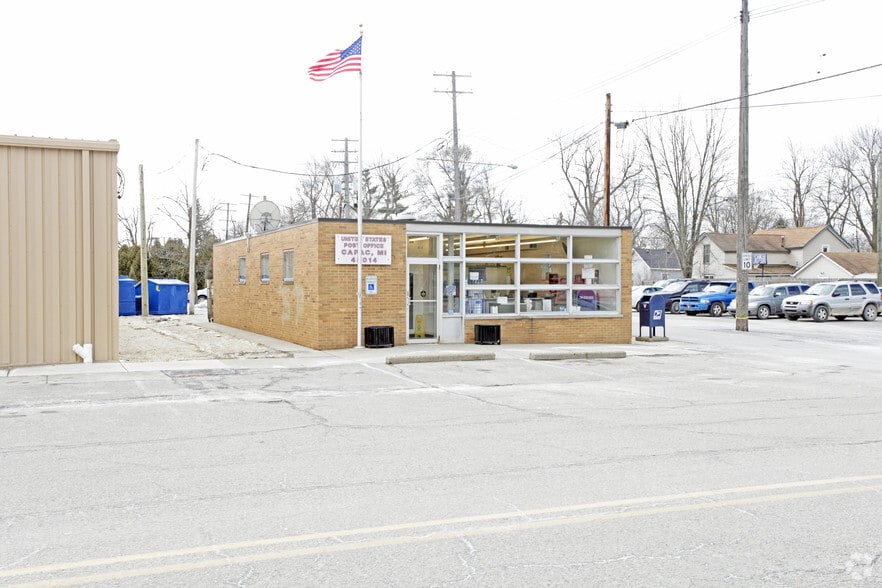 Primary Photo Of 102 W Mill St, Capac Post Office For Sale