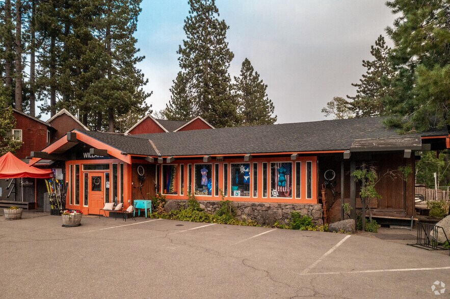 More Photos Of 170 N Lake Blvd, Tahoe City Storefront For Lease