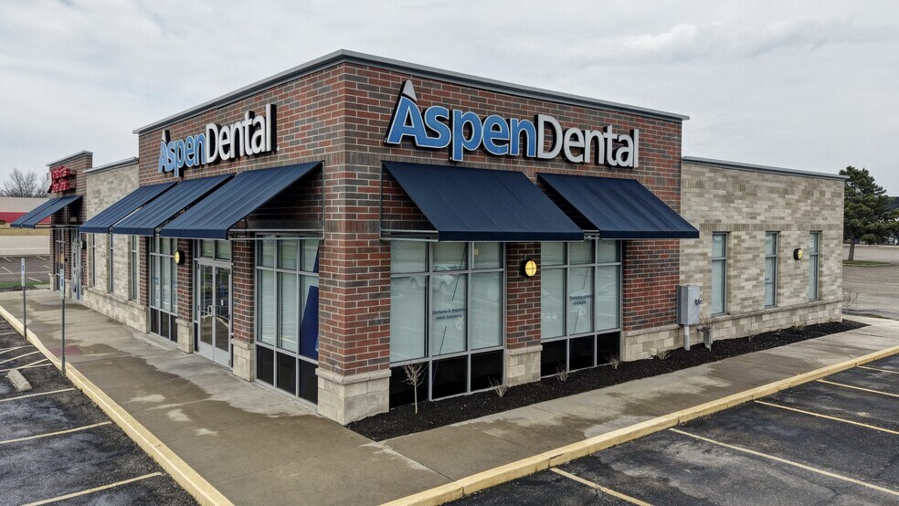 More Photos Of 341 Graff Rd, New Philadelphia Freestanding For Sale