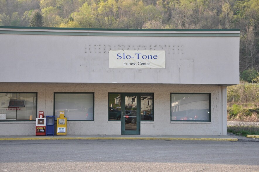 More Photos Of 56040-56104 National Rd, Bridgeport General Retail For Lease