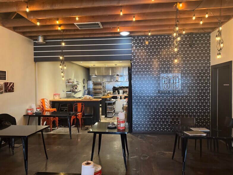 More Photos Of 16 Saint Lawrence Ave, Reno Freestanding For Lease