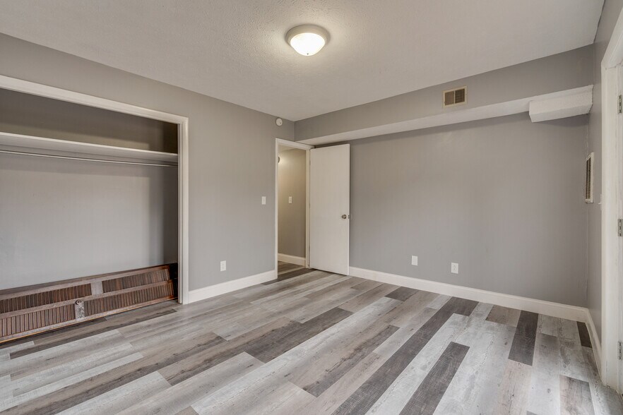 More Photos Of 1433 Stratford Rd, Kingsport Apartments For Sale