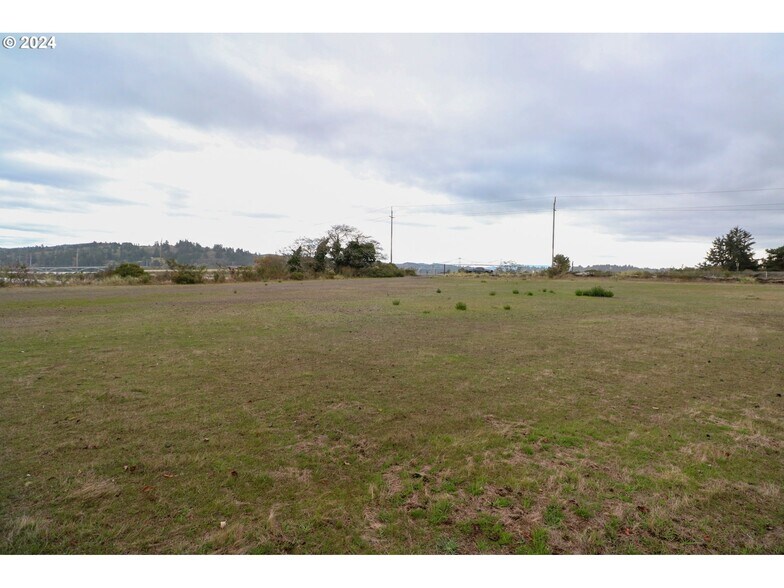 More Photos Of 92851 Trans Pacific Pkwy, North Bend Land For Sale