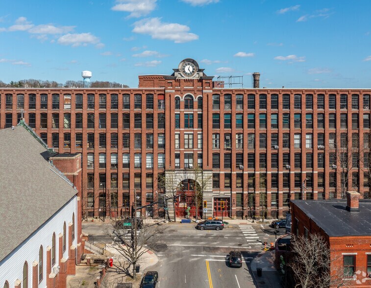 More Photos Of 15 Union St, Lawrence Light Manufacturing For Lease