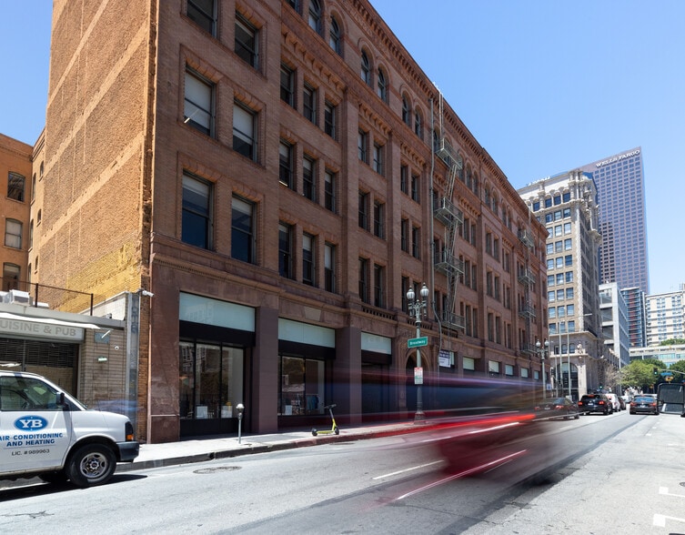 More Photos Of 300-310 S Broadway, Los Angeles Coworking Space