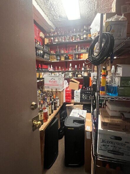 More Photos Of 119 E Colorado Blvd, Pasadena Office For Lease