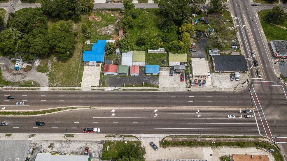 More Photos Of 8225 103rd St, Jacksonville Freestanding For Sale