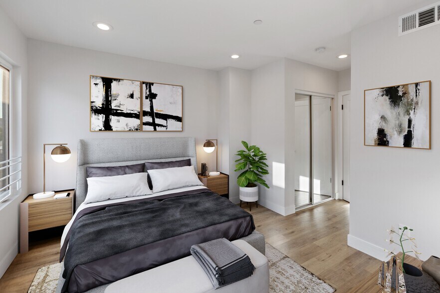 More Photos Of 1726 Menlo Ave, Los Angeles Apartments For Sale