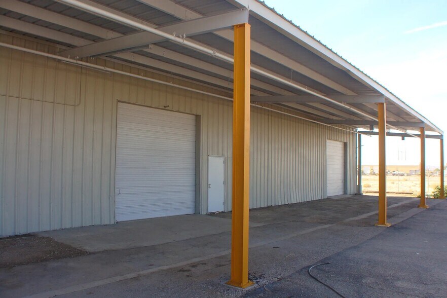 More Photos Of 1413 N VIP Blvd, Casa Grande Manufacturing For Sale