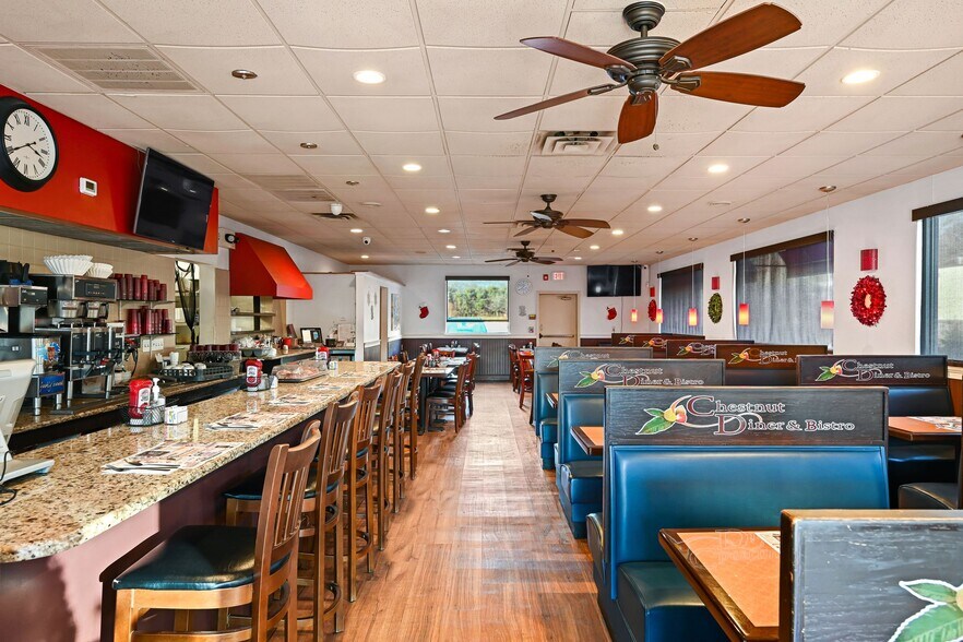More Photos Of 2578 E Chestnut Ave, Vineland Restaurant For Sale