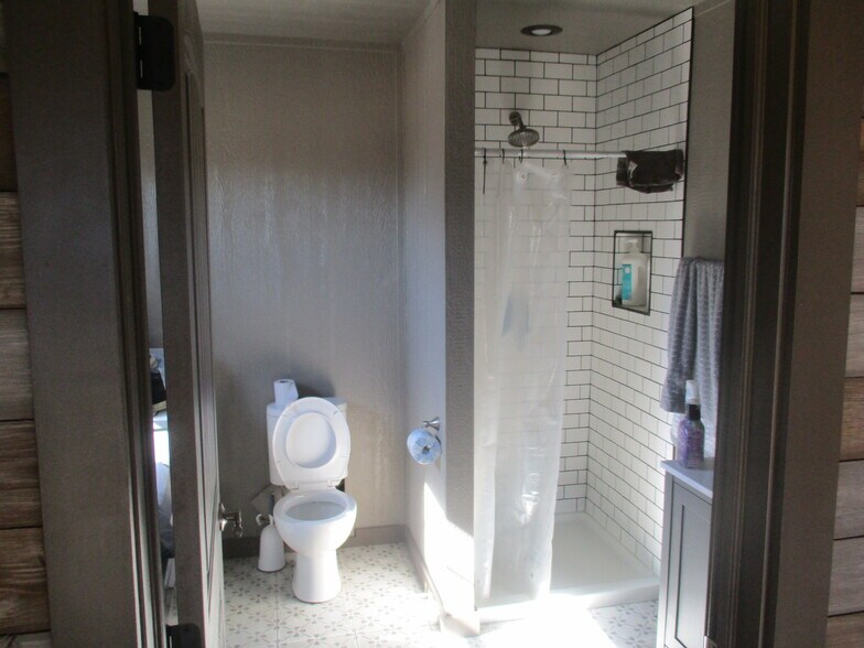 More Photos Of 1038 Airport Rd, Weatherford Manufactured Housing Mobile Home Park For Sale