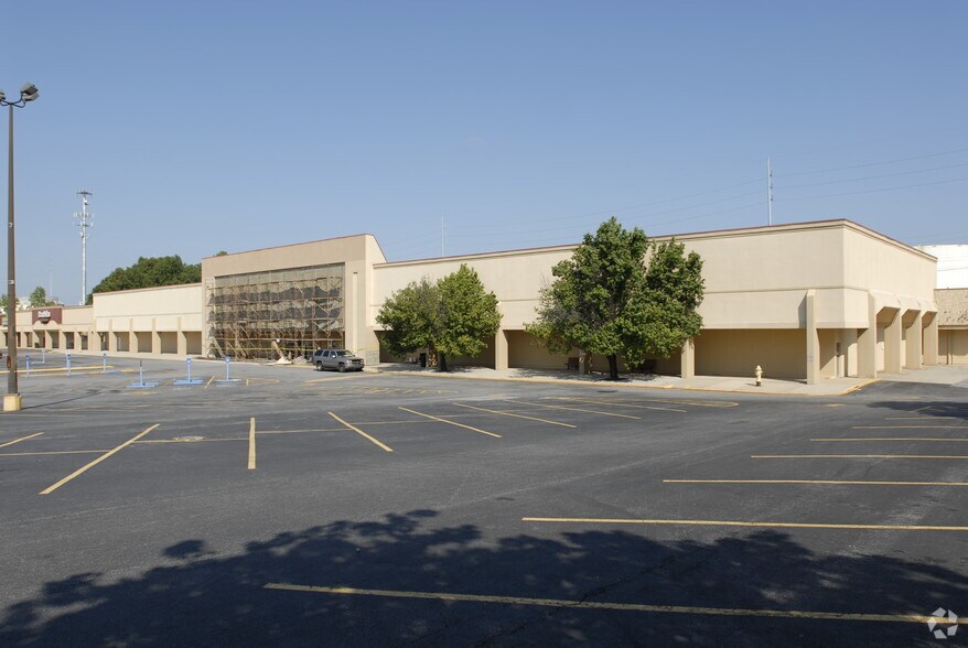 More Photos Of 5754-5772 Buford Hwy NE, Atlanta Unknown For Lease