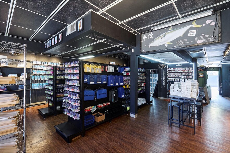 More Photos Of 1834 14th St, Bradenton Freestanding For Sale