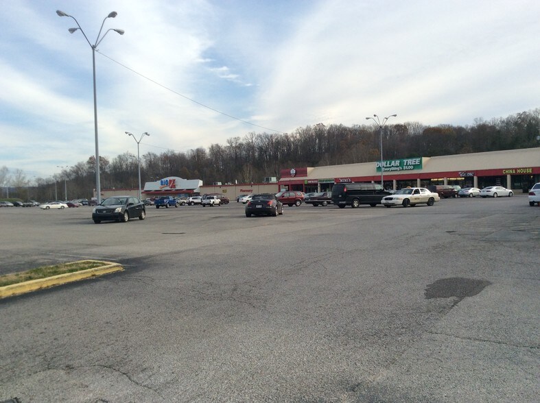 More Photos Of 5636 US Route 60, Huntington Unknown For Lease