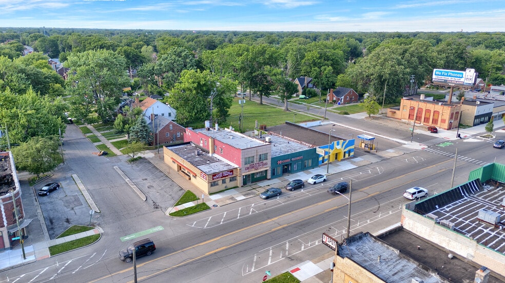 More Photos Of 16209 E Warren Ave, Detroit General Retail For Sale