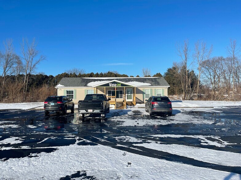 More Photos Of 10137 W HWY 30, Wanatah Flex For Sale