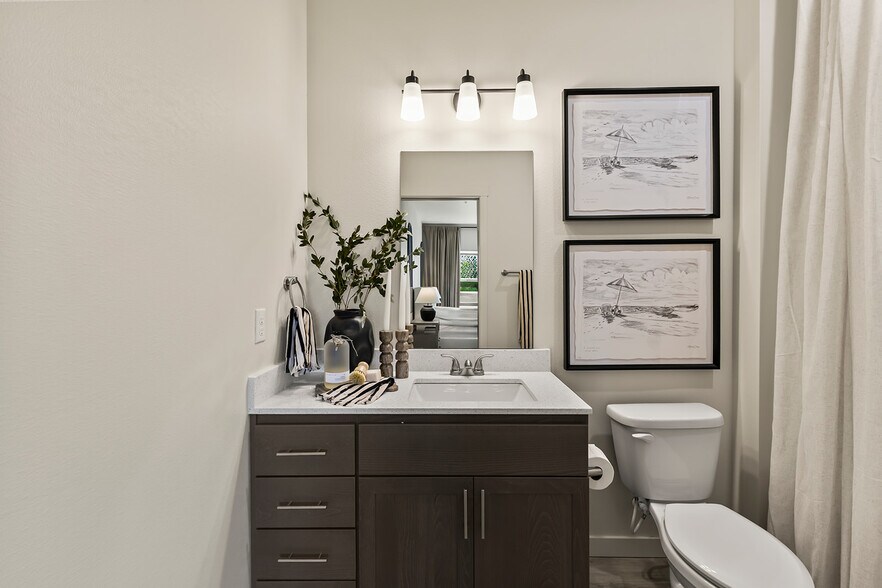 More Photos Of 7011 NE 126th St, Vancouver Apartments For Sale