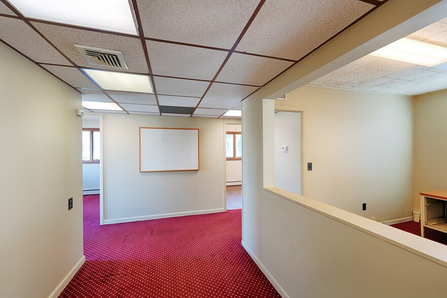 More Photos Of 105 Gleneida Ave, Carmel Office For Sale