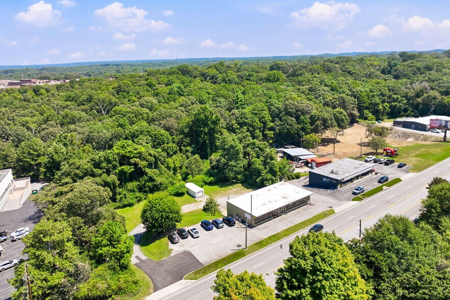 More Photos Of 1854 Thompson Bridge Rd, Gainesville Freestanding For Sale