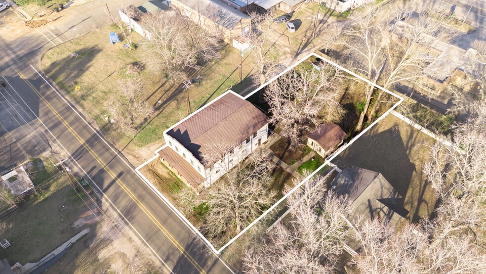 More Photos Of 411 S Kaufman St, Newton Lodge Meeting Hall For Sale