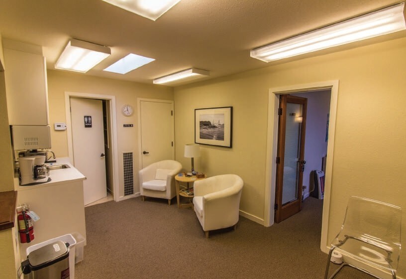 More Photos Of 2400 Las Gallinas Ave, San Rafael Medical For Lease