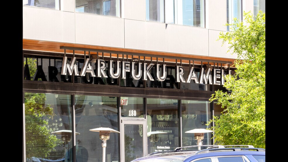 More Photos Of 1900 Aldrich St, Austin Unknown For Lease