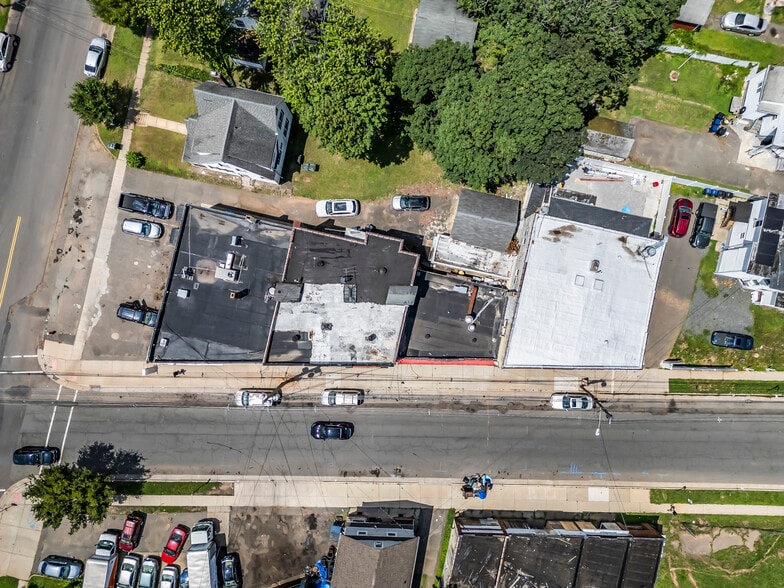 More Photos Of 1011 E 2nd St, Plainfield Storefront For Sale