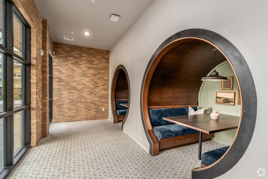 More Photos Of 13701 Lyndhurst St, Austin Apartments For Lease