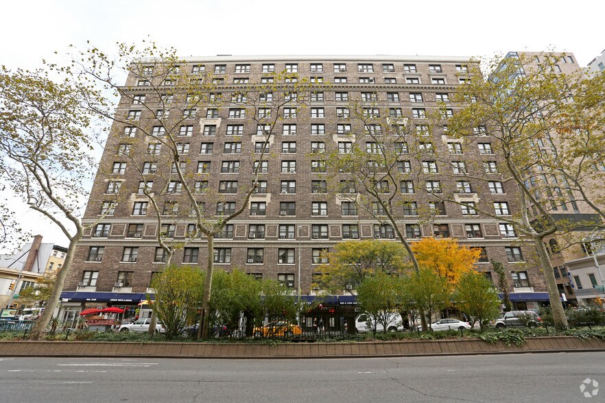 More Photos Of 2200-2218 Broadway, New York Apartments For Lease