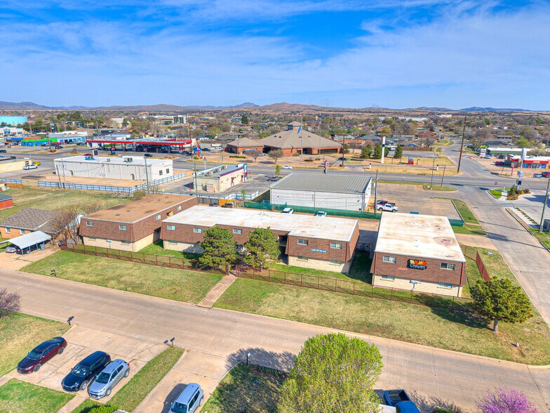More Photos Of 6401 NW Oak Ave, Lawton Apartments For Sale
