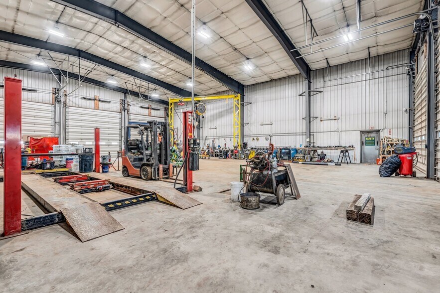 More Photos Of 163 Main Rd N, Frankfort Warehouse For Sale